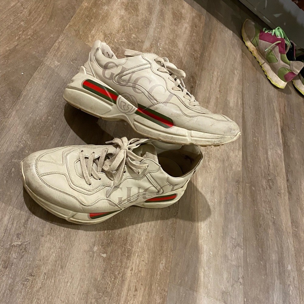 Gucci shoes